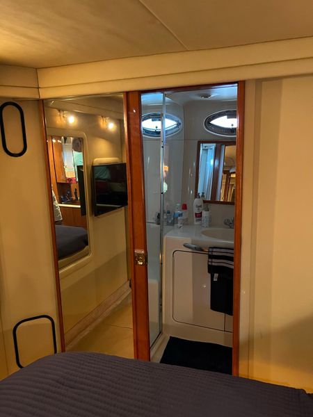 2000 Sea Ray 420 Aft Cabin