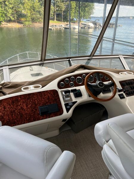 2000 Sea Ray 420 Aft Cabin