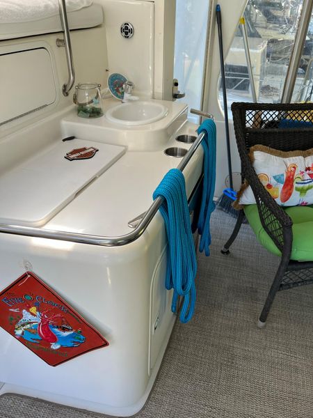 2000 Sea Ray 420 Aft Cabin