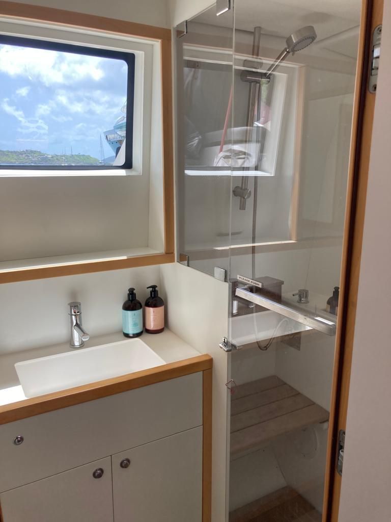 2011 Lagoon 56 