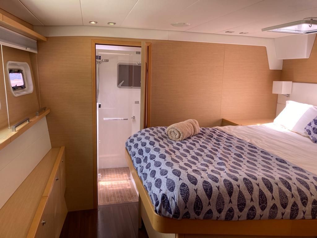 2011 Lagoon 56 