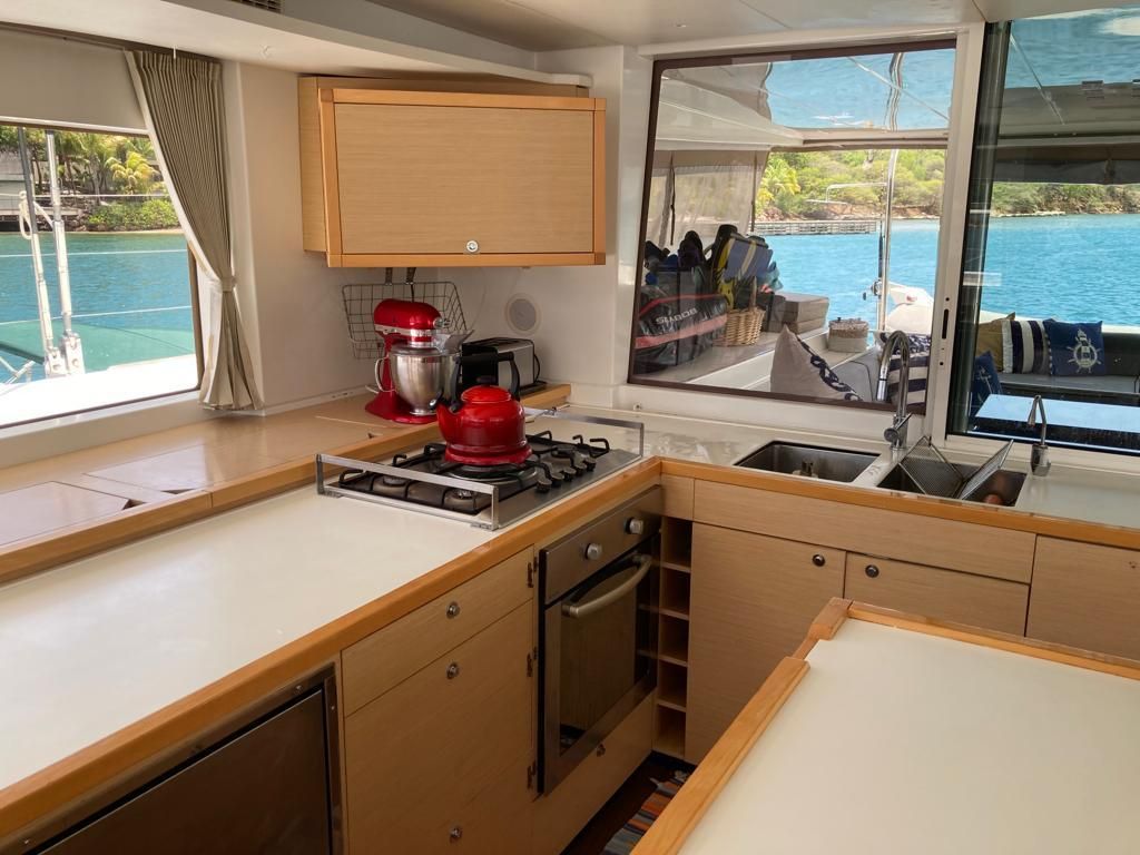 2011 Lagoon 56 