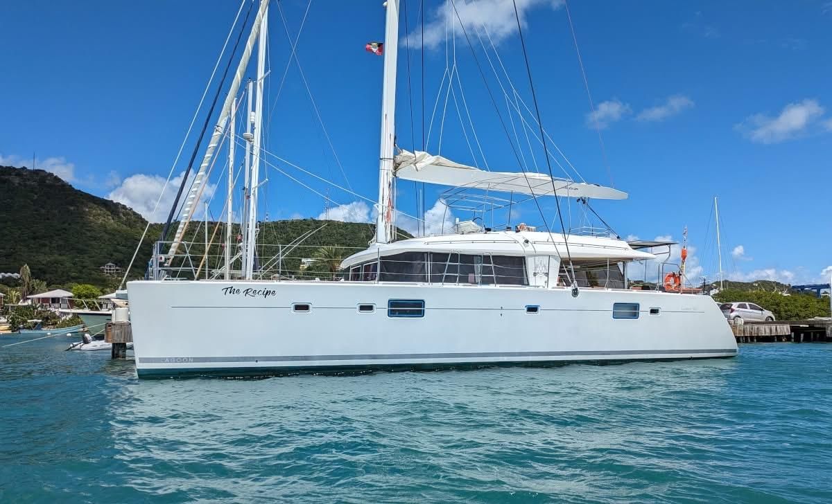 2011 Lagoon 56 