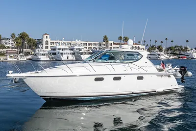 Tiara Yachts 3900 Sovran