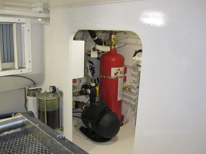 No Name Yacht Photos Pics Engine room of 2008 Viking Convertible 60 yacht with fire suppression system.