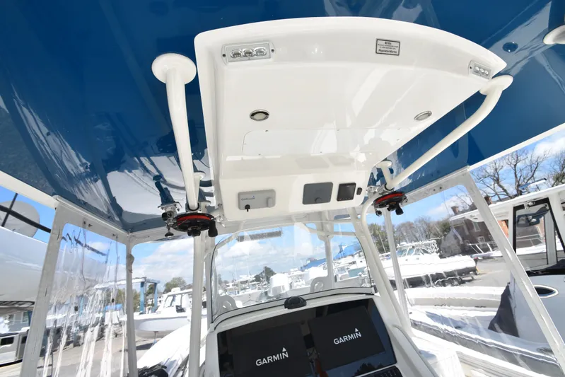 Why Knot II Yacht Photos Pics Interior view of 2018 Regulator 34SS with Garmin equipment.