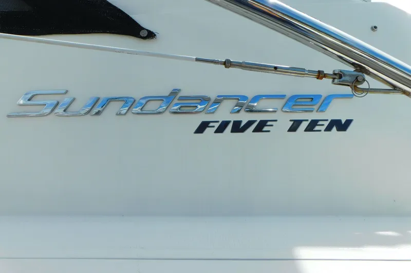  Yacht Photos Pics 2013 Sea Ray 510 Sundancer boat nameplate with chrome lettering.