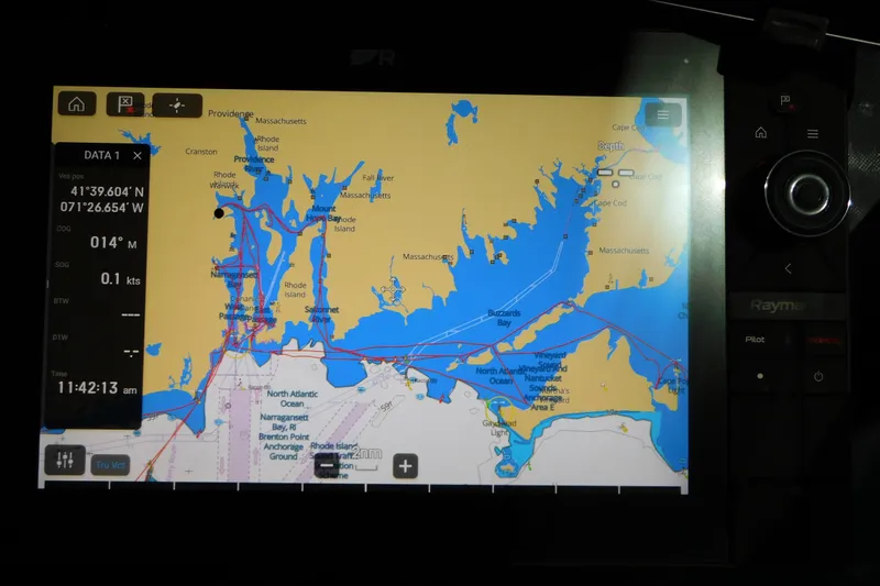  Yacht Photos Pics Navigation screen on a 2013 Sea Ray 510 Sundancer, showing coastal map and coordinates.