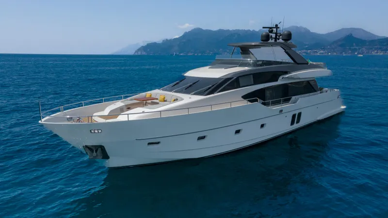 Sanlorenzo Sl 86 Yacht Photos Pics 