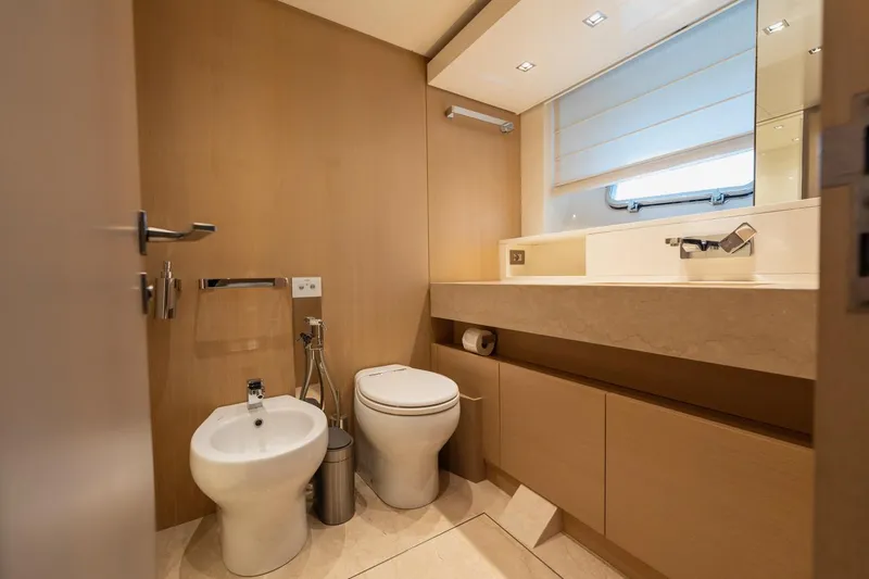 Sanlorenzo Sl 86 Yacht Photos Pics 