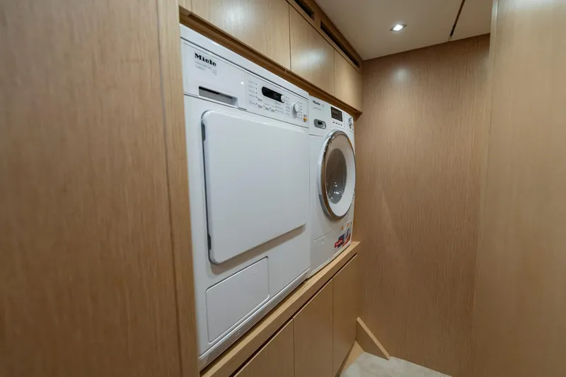 Sanlorenzo Sl 86 Yacht Photos Pics 