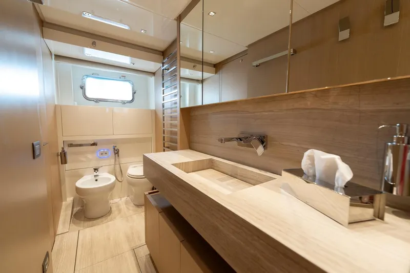 Sanlorenzo Sl 86 Yacht Photos Pics 