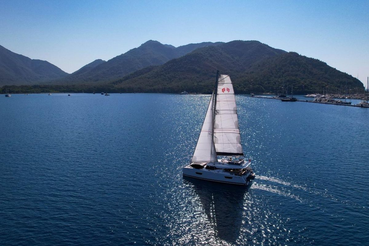 2020 Fountaine Pajot 44 