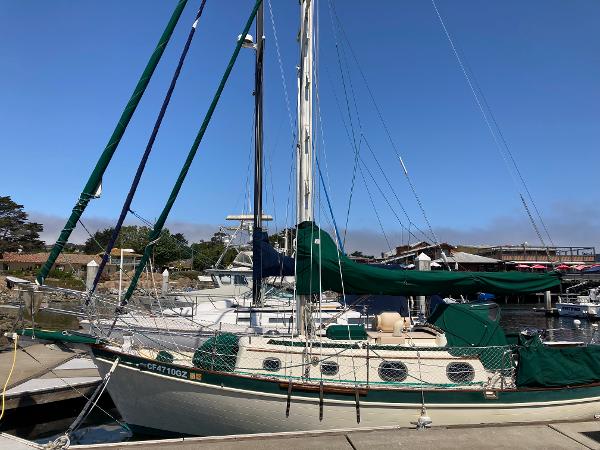 1980 Pacific Seacraft Orion 27' Auxiliary Cutter