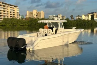 Stamas 390 Tarpon