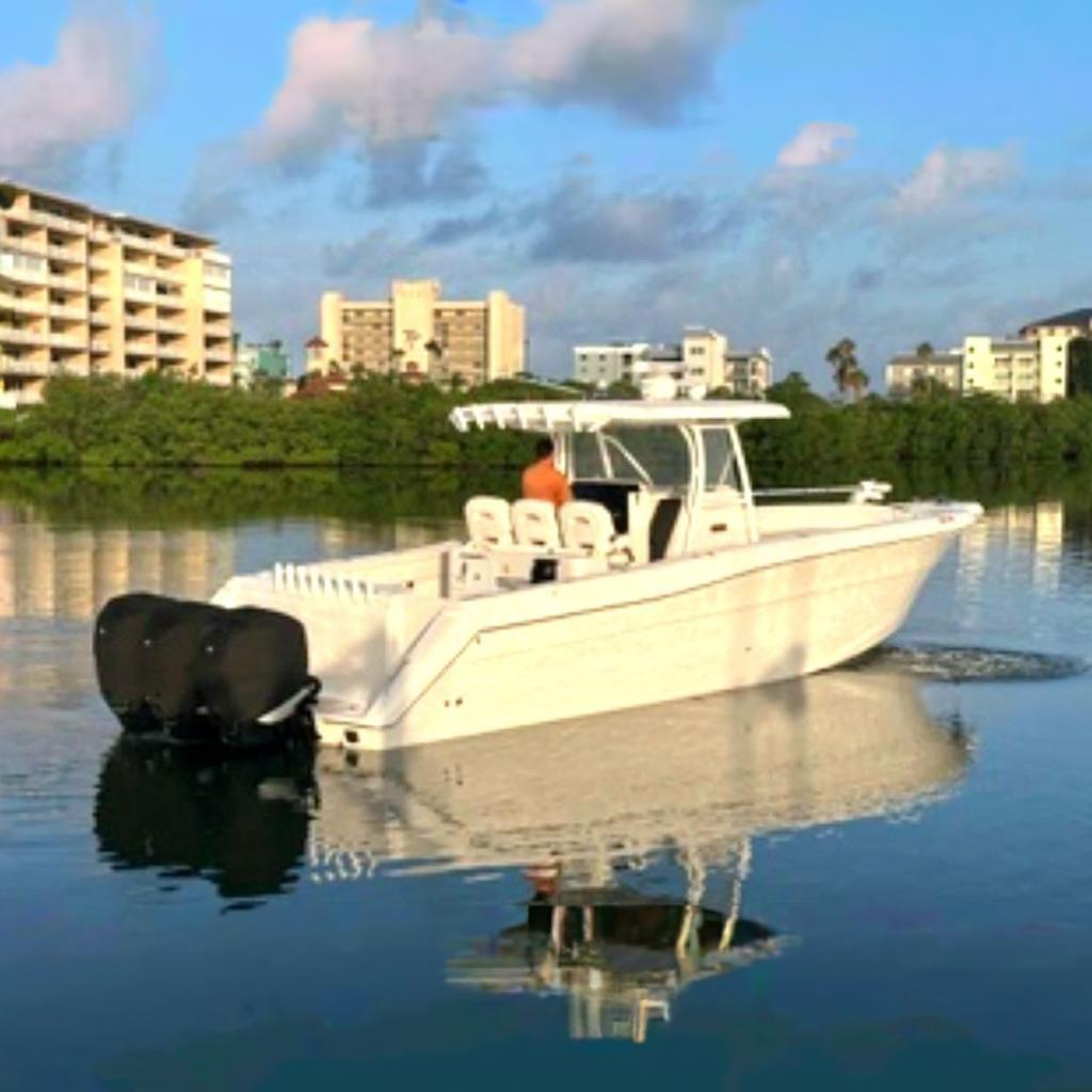 Stamas 390 Tarpon