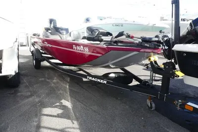 Tracker Pro 170