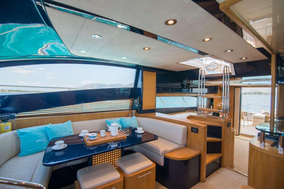 2000 Riva 70 