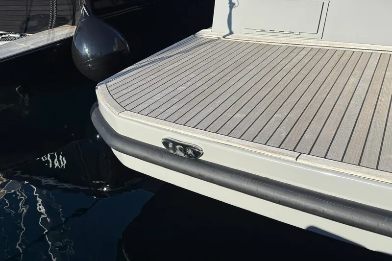 Seoi Yacht Photos Pics 2024 Pardo Yachts P43 swim platform with sleek teak decking and modern design.