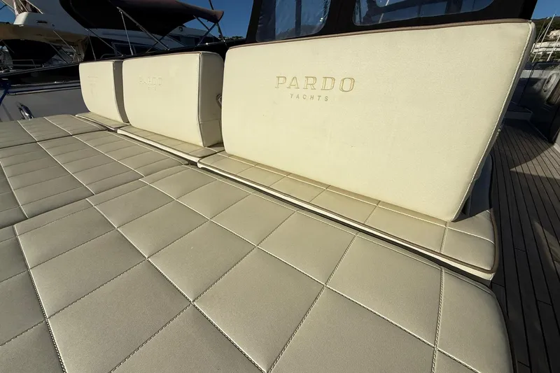 Seoi Yacht Photos Pics Luxurious seating on 2024 Pardo Yachts P43, featuring elegant beige upholstery.
