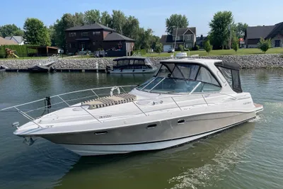 Four Winns 378 Vista