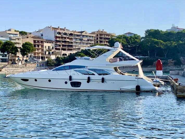 Yacht Photos Pics AZIMUT 62 FLY 62E 2007 YACHT FOR SALE