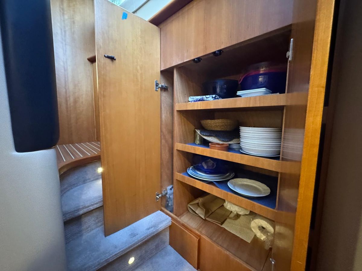 2007 Azimut 65 