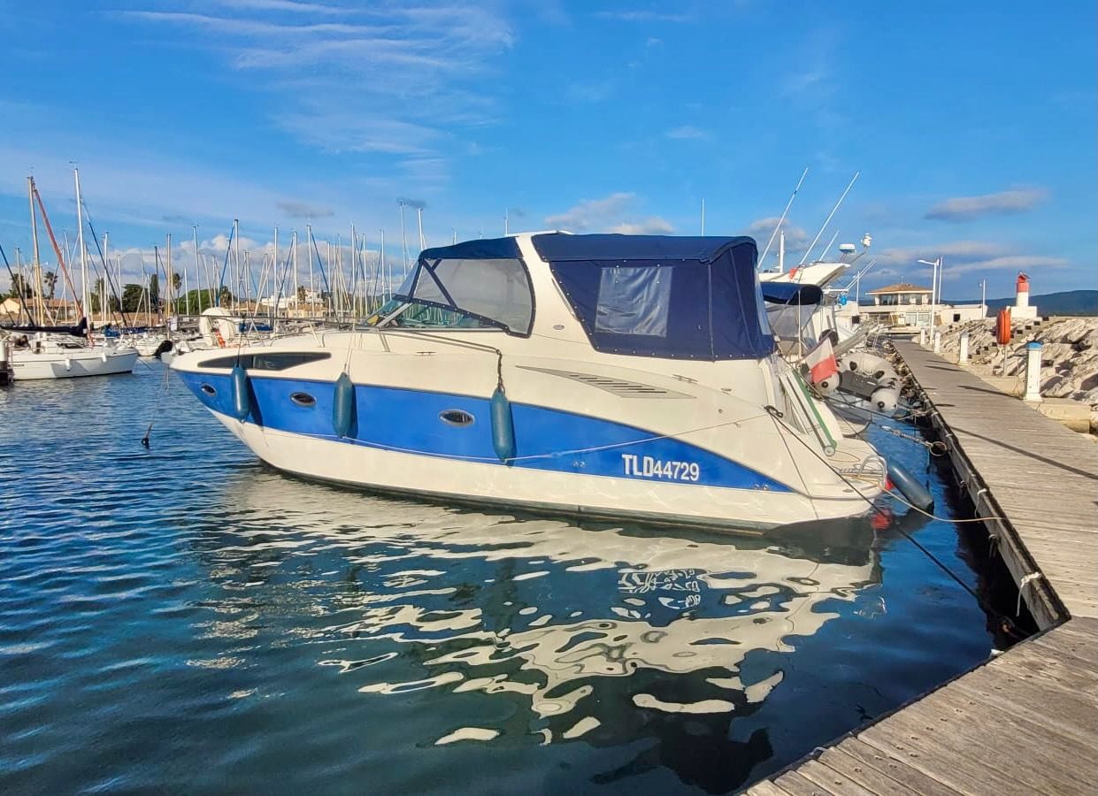 2006 Bayliner 325