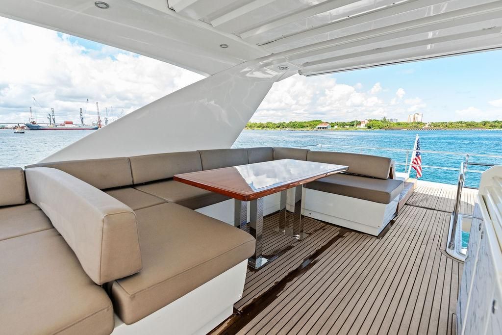 2016 Prestige 75 