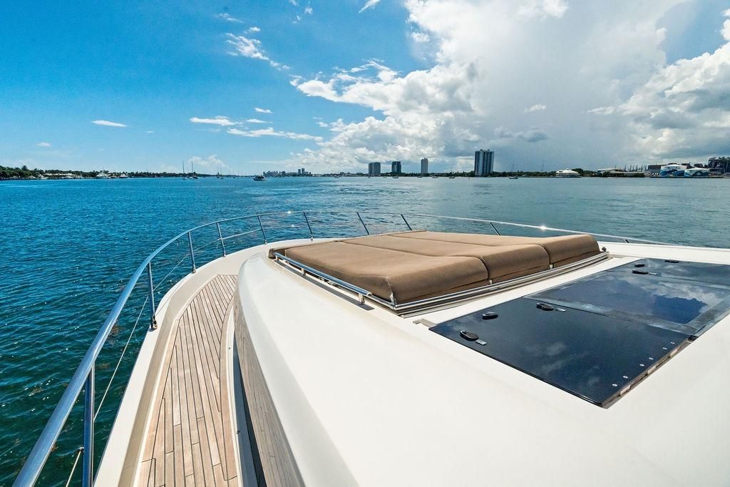 2016 Prestige 75 