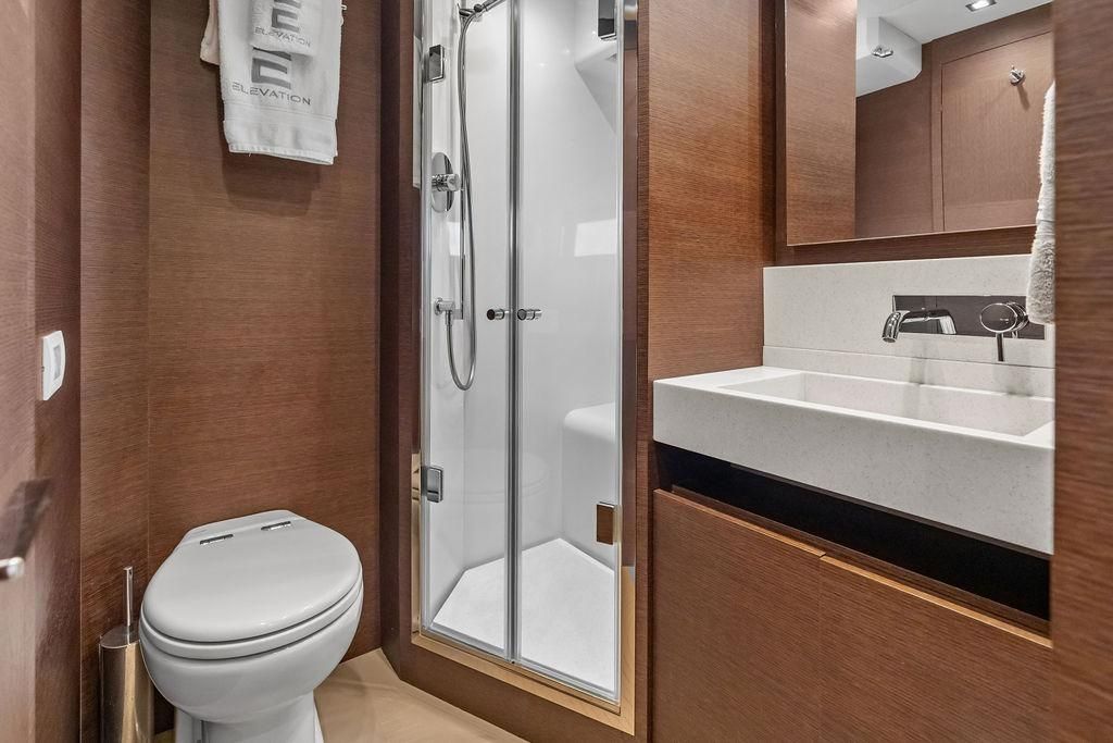 2016 Prestige 75 