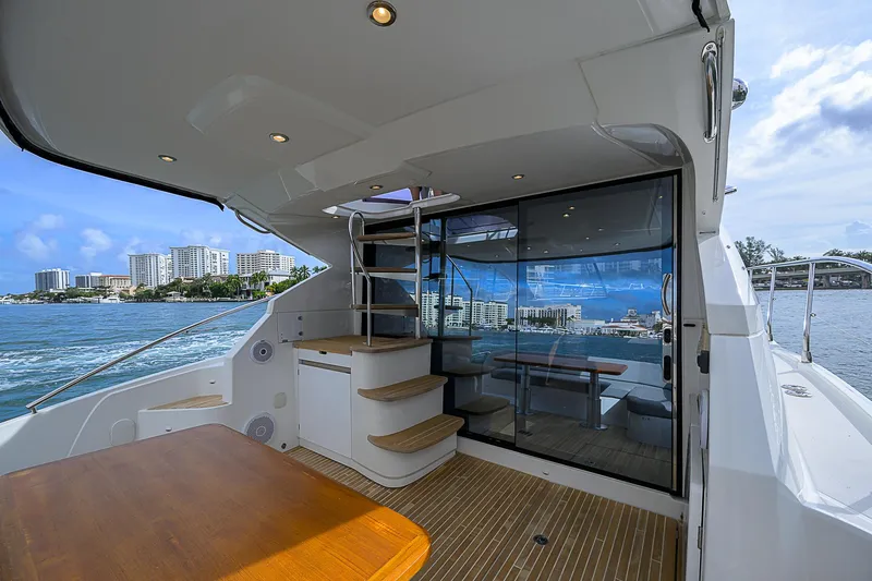 Bella Donna Yacht Photos Pics 