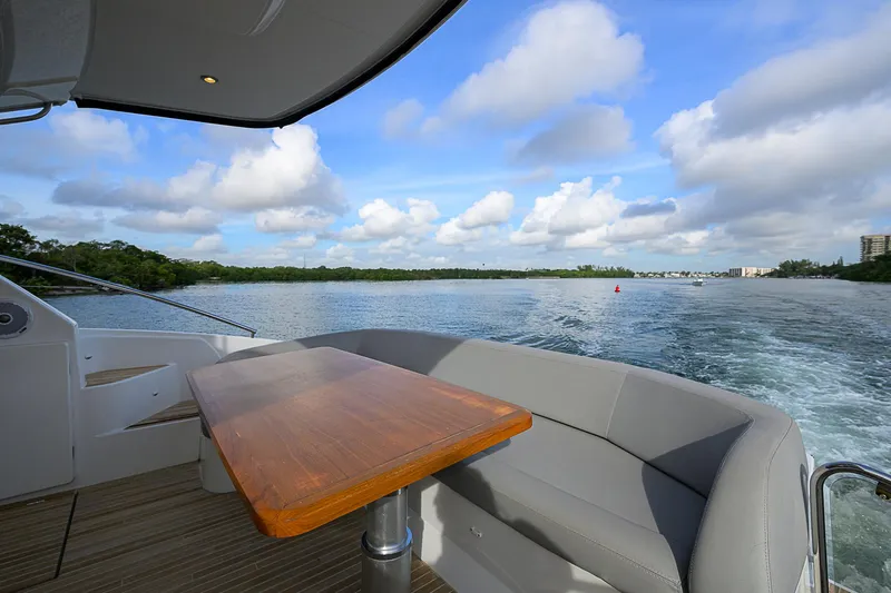 Bella Donna Yacht Photos Pics 