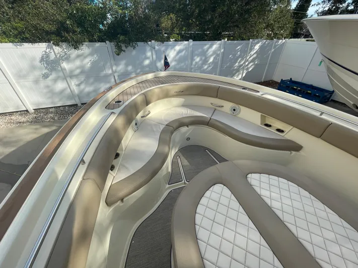  Yacht Photos Pics 2022 Chris-Craft Catalina 30 boat with elegant seating and sleek design.