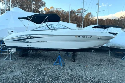 Stingray 220 Dr boats for sale