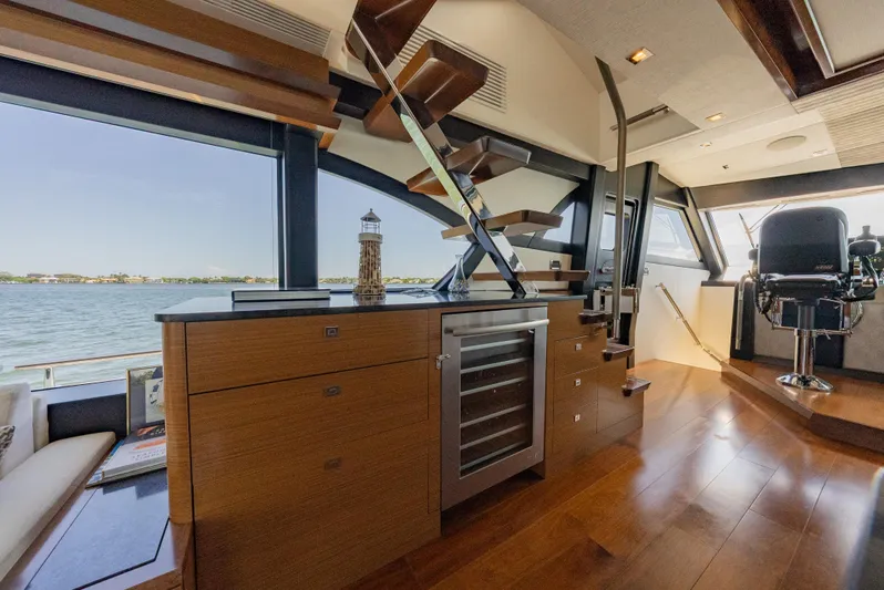 Aboat Time Yacht Photos Pics Wine Chiller