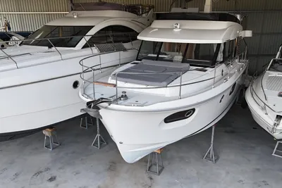 2024 Beneteau Swift Trawler 41 Fly