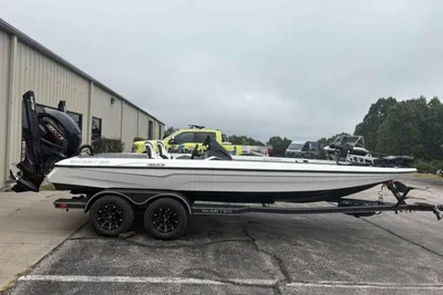 Skeeter ZXE21