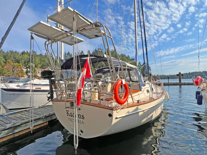 Kadens Yacht Photos Pics 