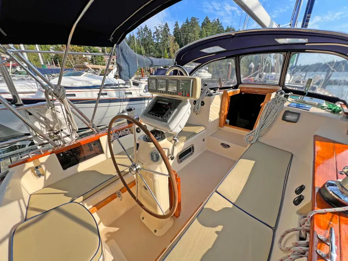 Kadens Yacht Photos Pics 