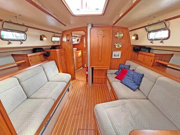 Kadens Yacht Photos Pics 