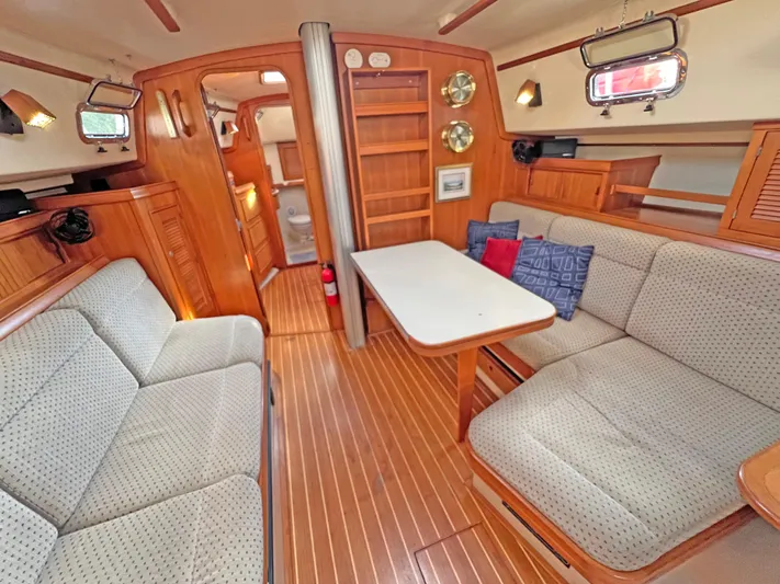 Kadens Yacht Photos Pics 