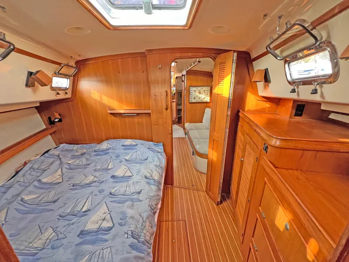 Kadens Yacht Photos Pics 