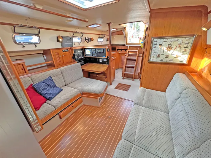 Kadens Yacht Photos Pics 