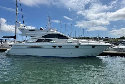 2001 Fairline Phantom 46