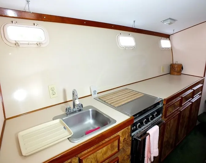 Proud Lady Yacht Photos Pics Galley