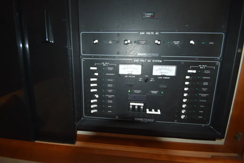 Fin Reaper II Yacht Photos Pics 