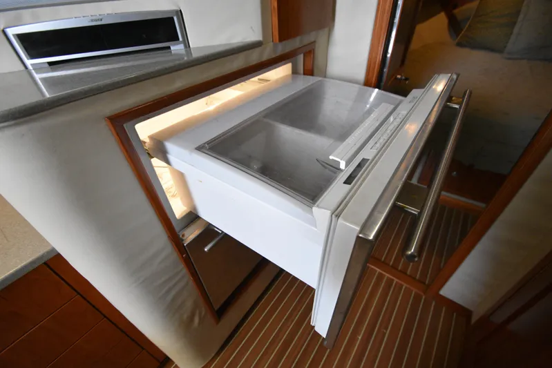 Fin Reaper II Yacht Photos Pics 