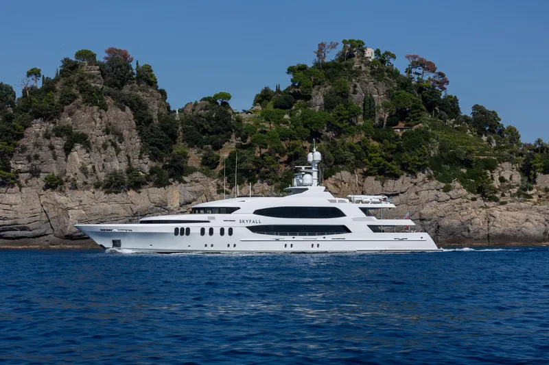 Skyfall Yacht Photos Pics 