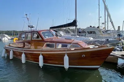 1993 Falmouth Packet 27